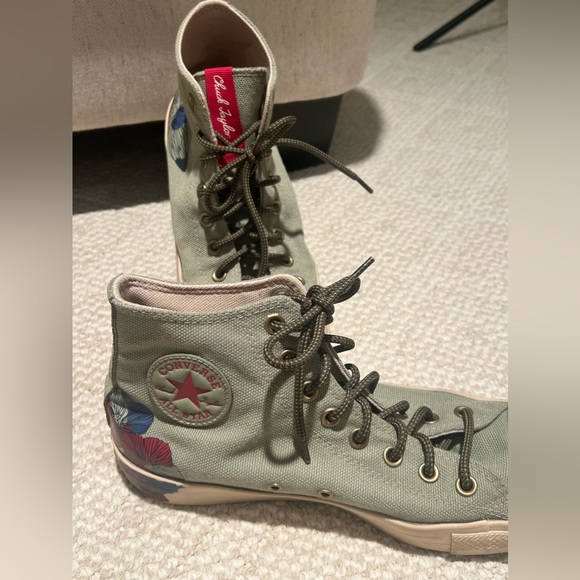 Converse Chuck Taylor|Sage Green Canvas HighTop| Flowers| Good Condition W10 M8 - Picture 10 of 12